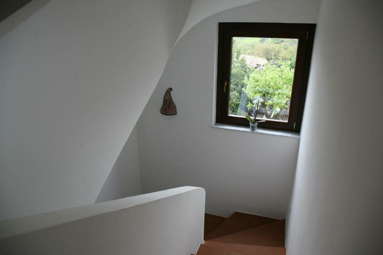 Route 114 Apartamento Acireale Exterior foto